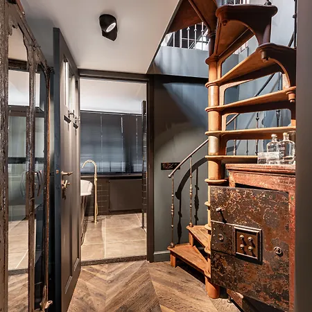 Hotel Boutique The Craftsmen 4*